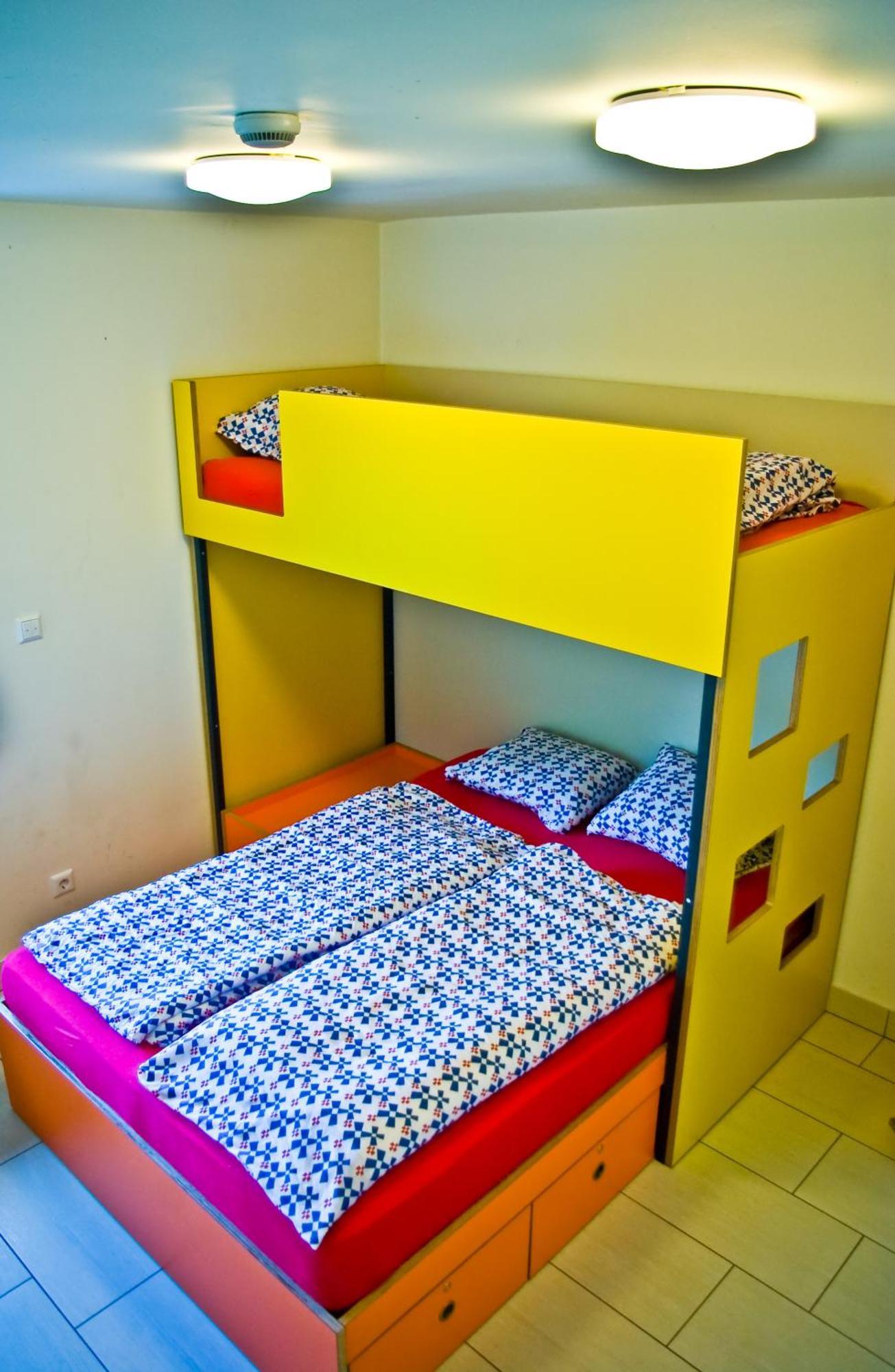 Simbol Rooms With Free Private Parking Liubliana Exterior foto